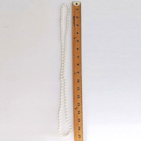Faux Pearl Necklace Long Stand White 17" - Picture 4 of 4